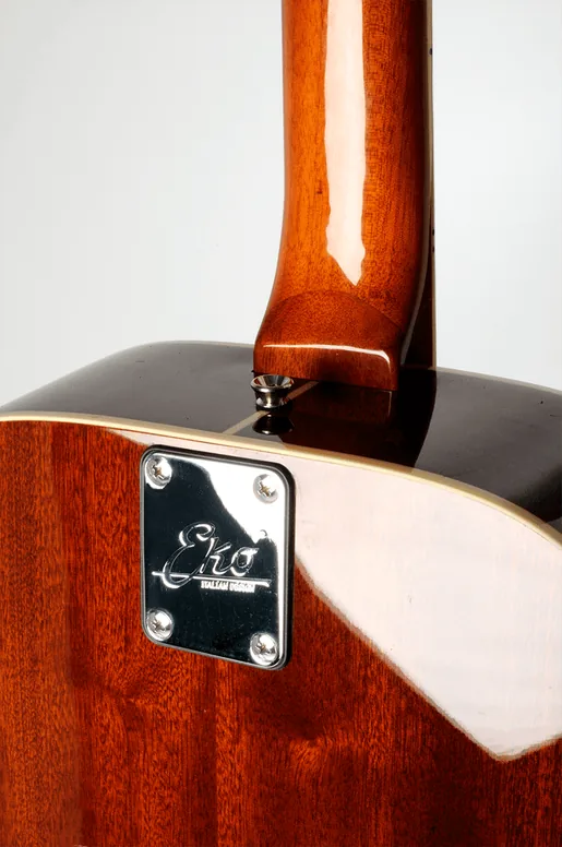 Eko Ranger VI EQ Vintage Reissue Dreadnought, vue 3, vue 3