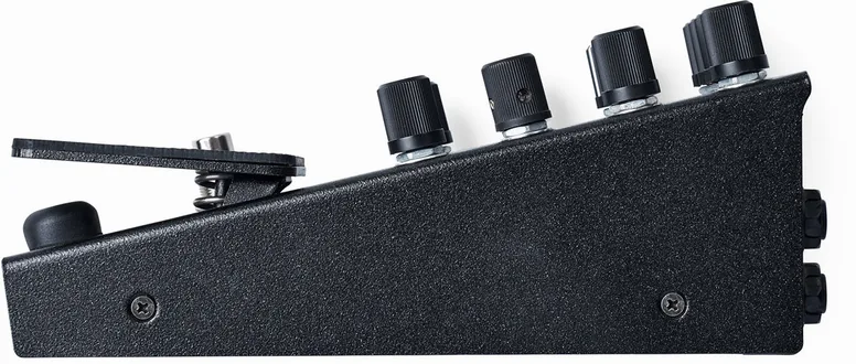 Gamechanger Audio Motor Pedal Synth, vue 4, vue 4